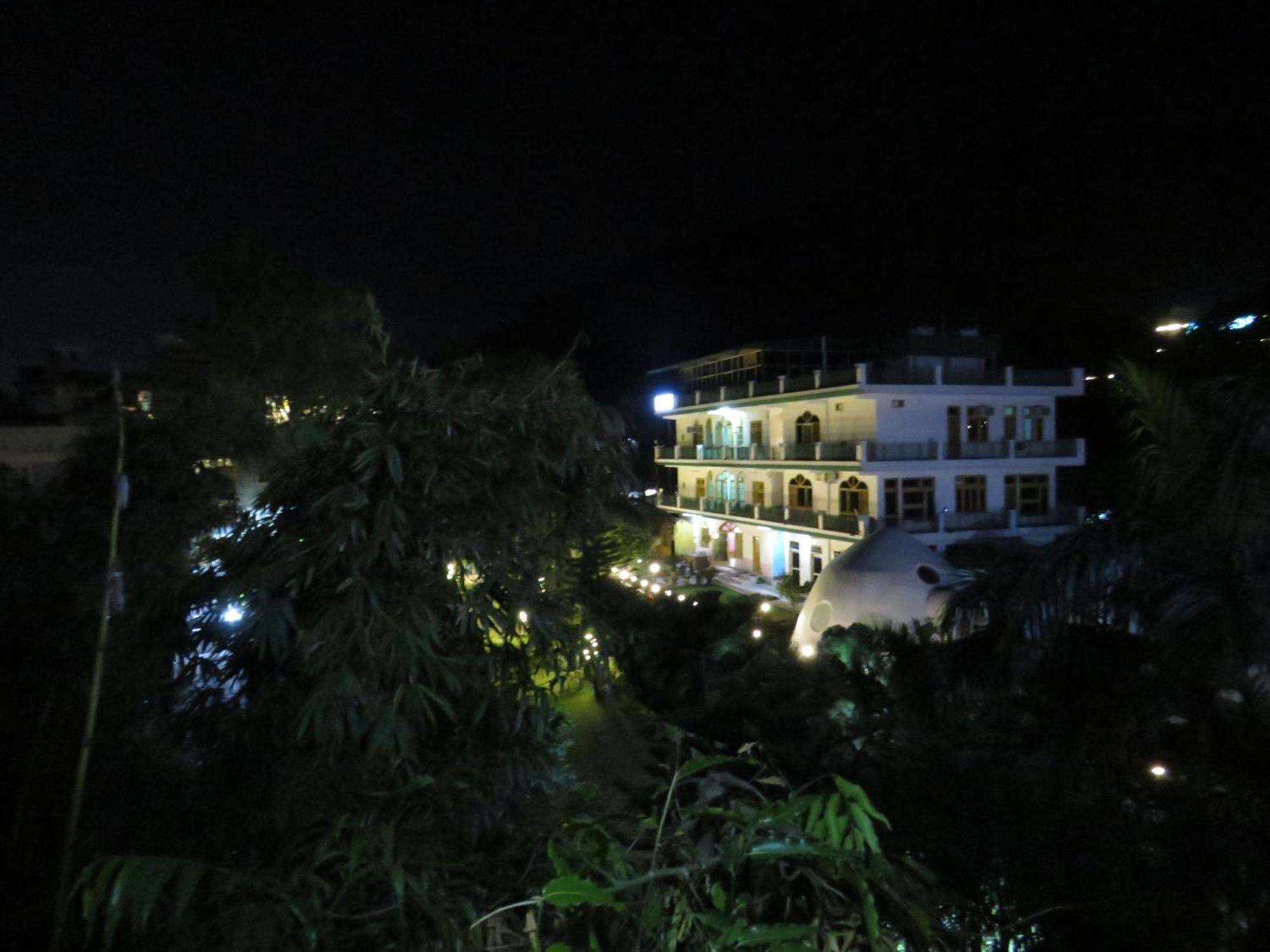 Hotel Namami Tapovan Rishīkesh Extérieur photo